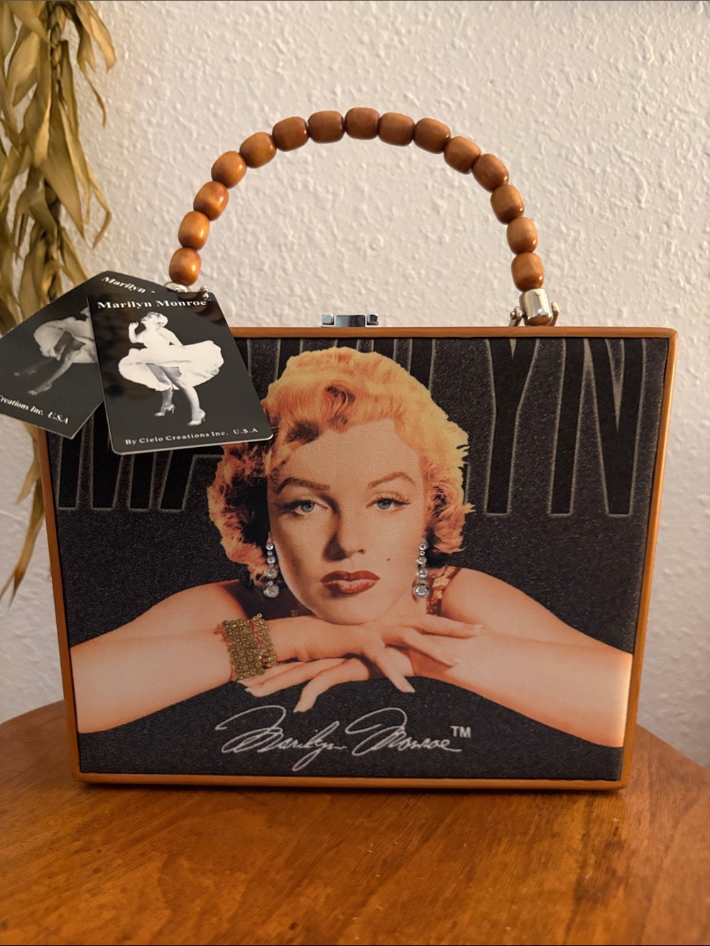 Marilyn Monroe Black and Tan Wooden-Bead Handle Box Clutch